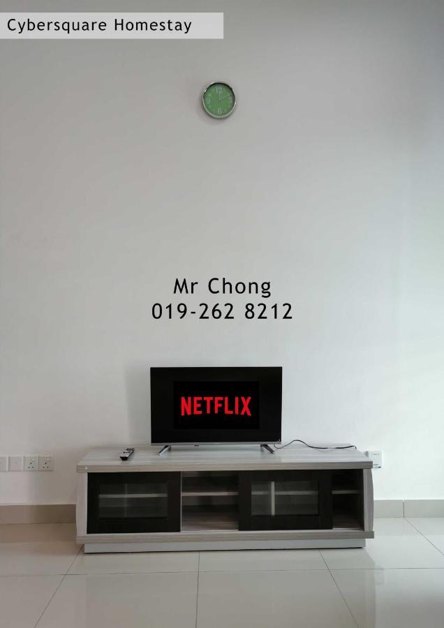 Cybersqaure Studio Suites With Netfilx @10 Min Walking Distance To Mcd Cyberjaya Buitenkant foto